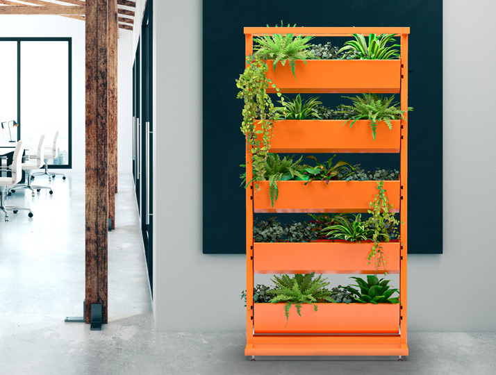 Bloomer Vertical Farm in Sonderfarbe orange im Büro